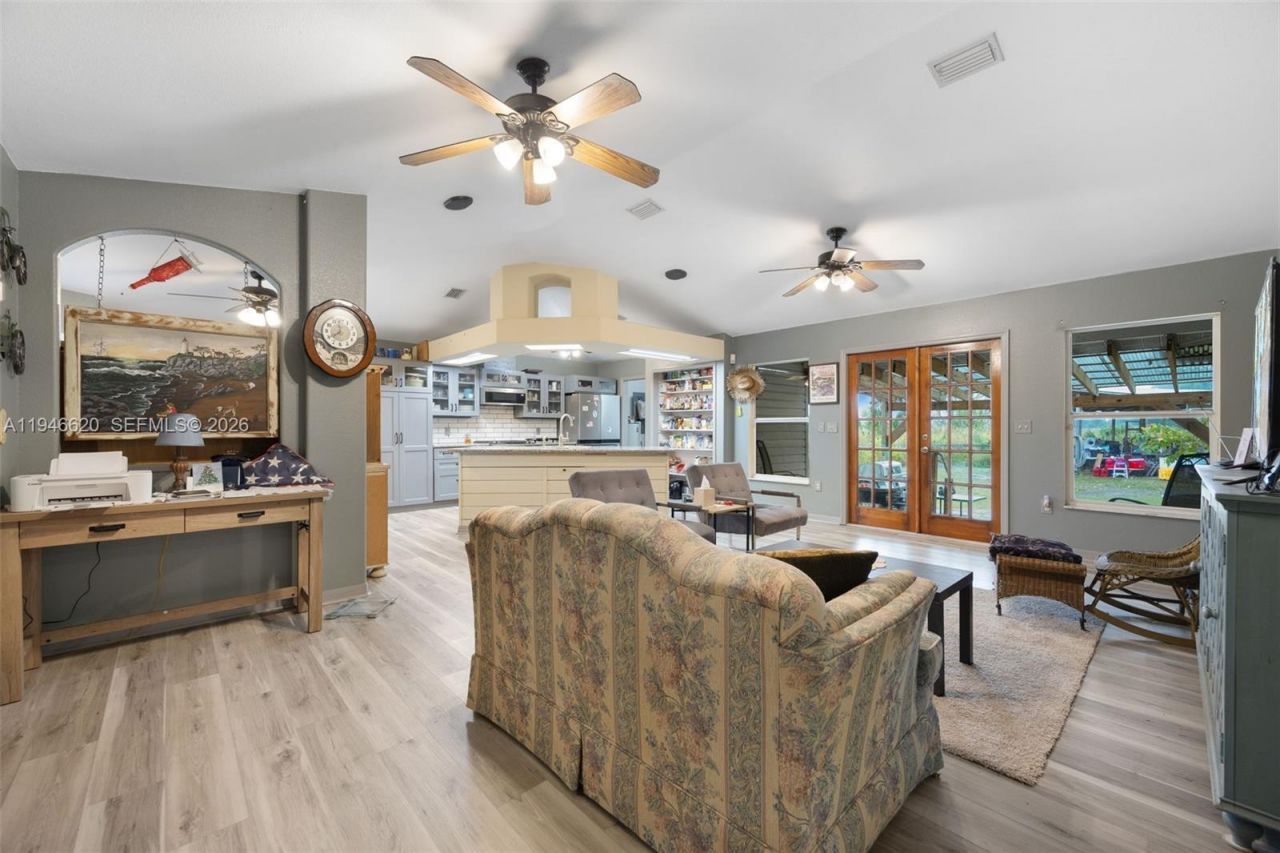 2915 Ortona Locks Rd, Moore Haven, FL 33471 Photo