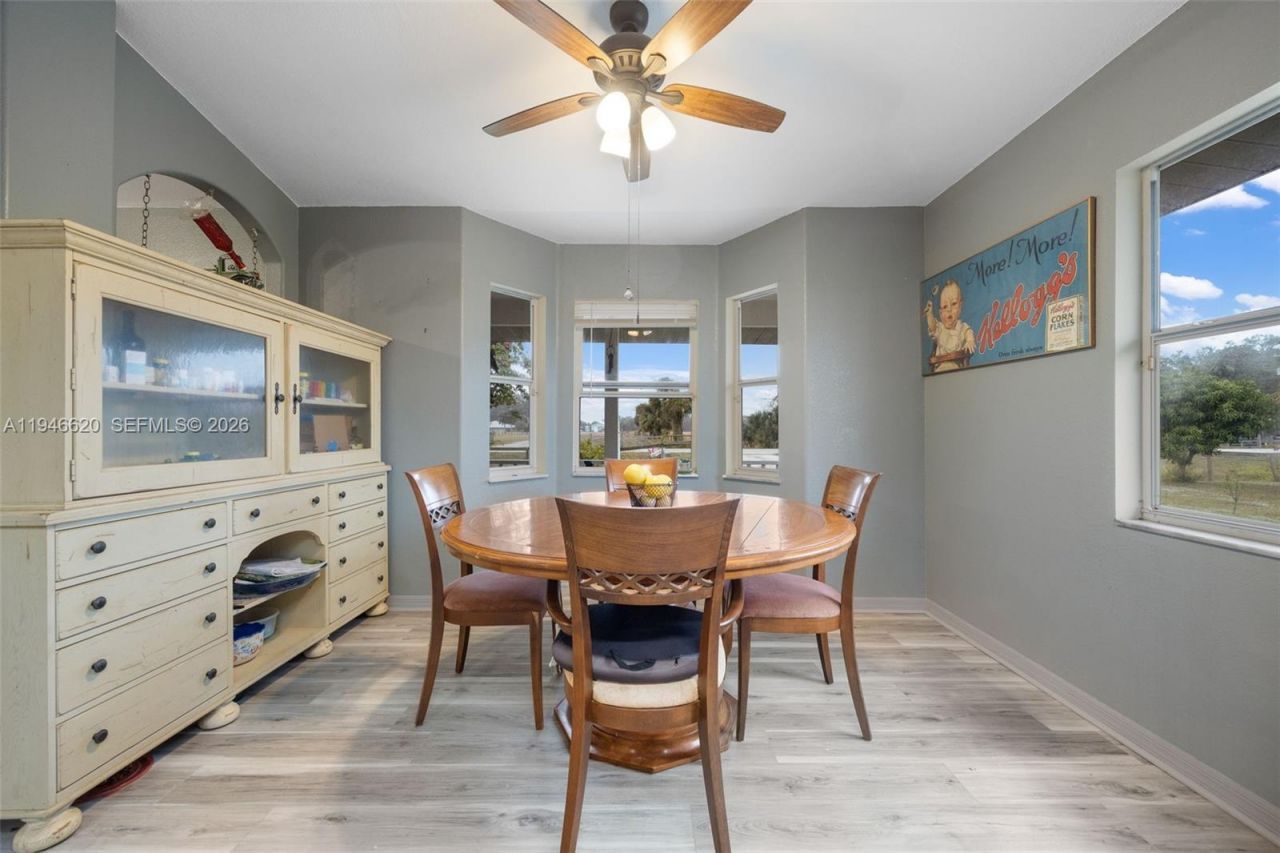 2915 Ortona Locks Rd, Moore Haven, FL 33471 Photo