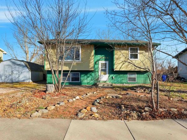 3924 OILER LN, Rapid City, SD 57701