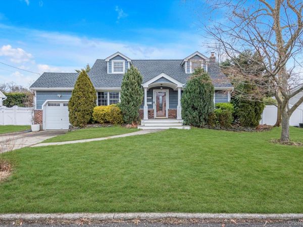 111 Elberta Drive, East Northport, NY 11731