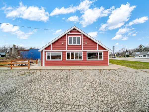 107 E Jackson Road, Concord, MI 49237