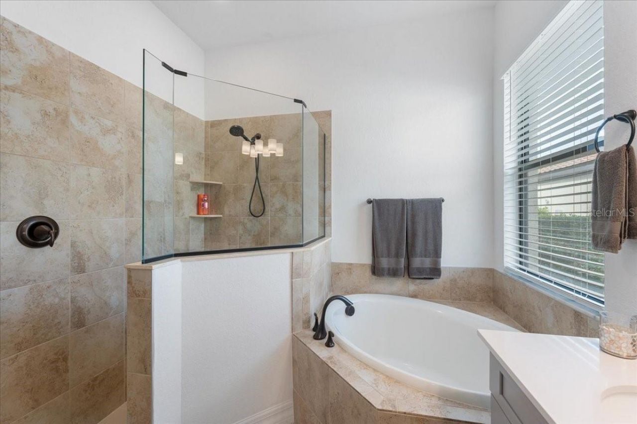 5713 Cheech Glen, Lakewood Ranch, FL 34211 Photo