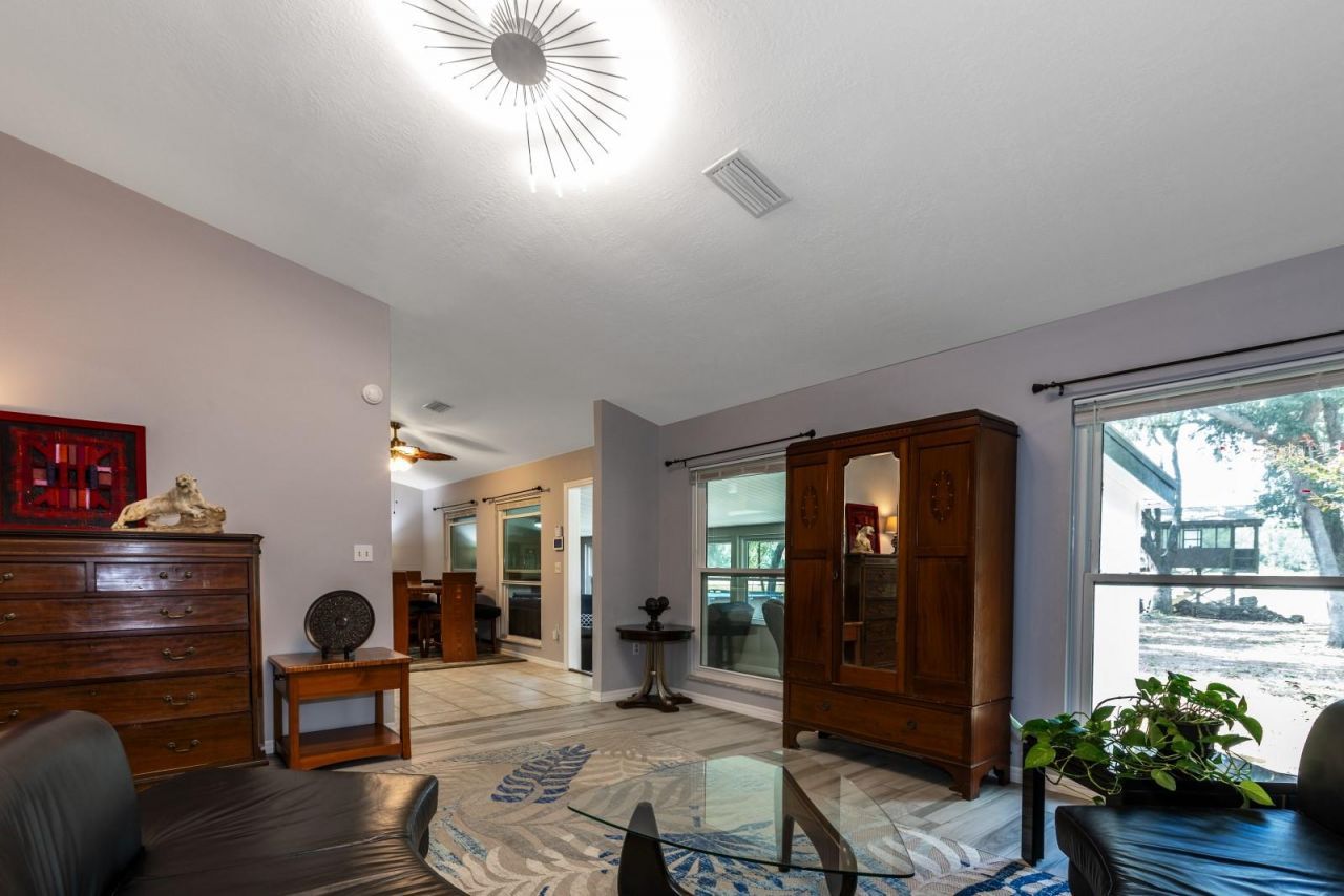 16758 SE 181st Terrace, Weirsdale, FL 32195 Photo