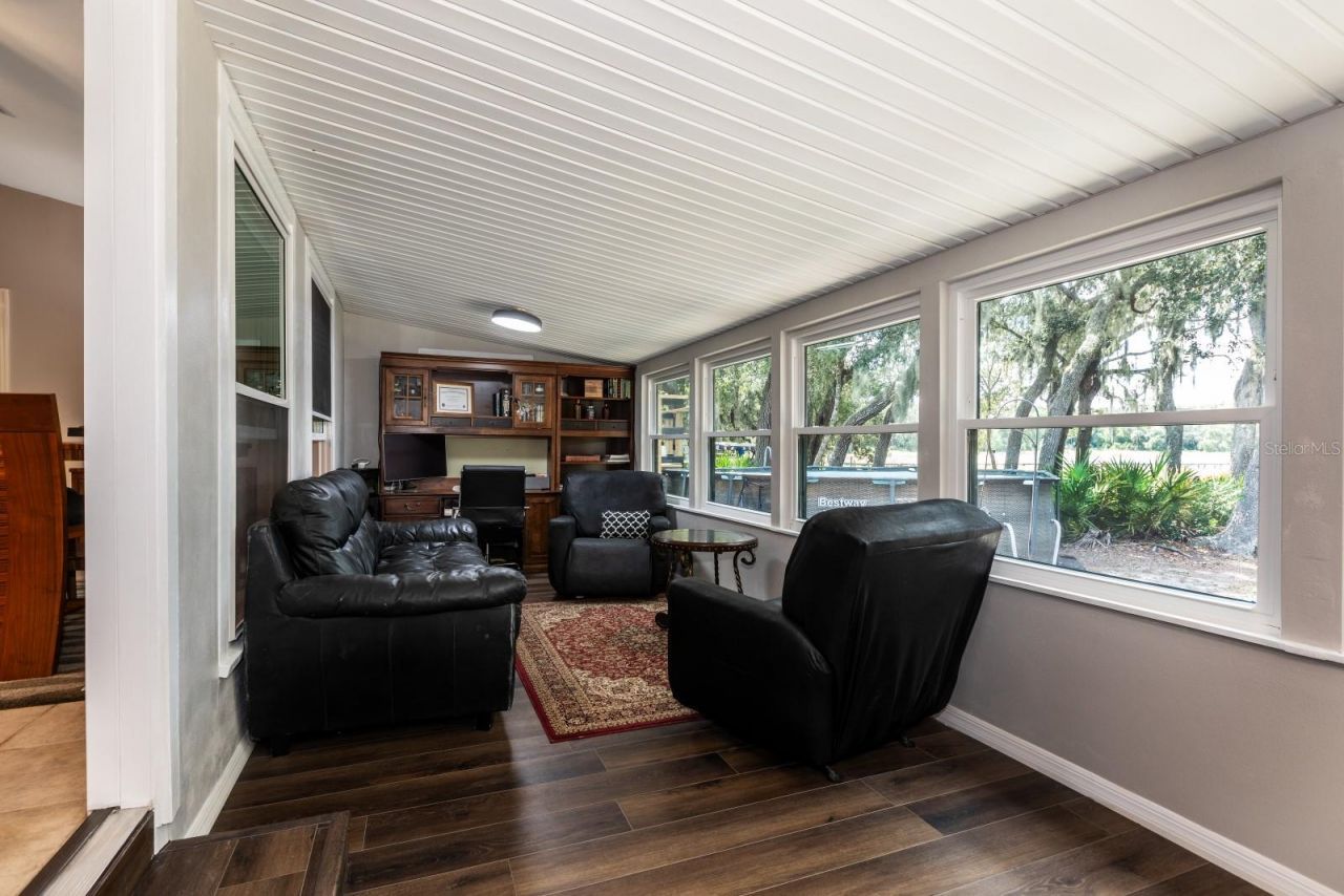 16758 SE 181st Terrace, Weirsdale, FL 32195 Photo