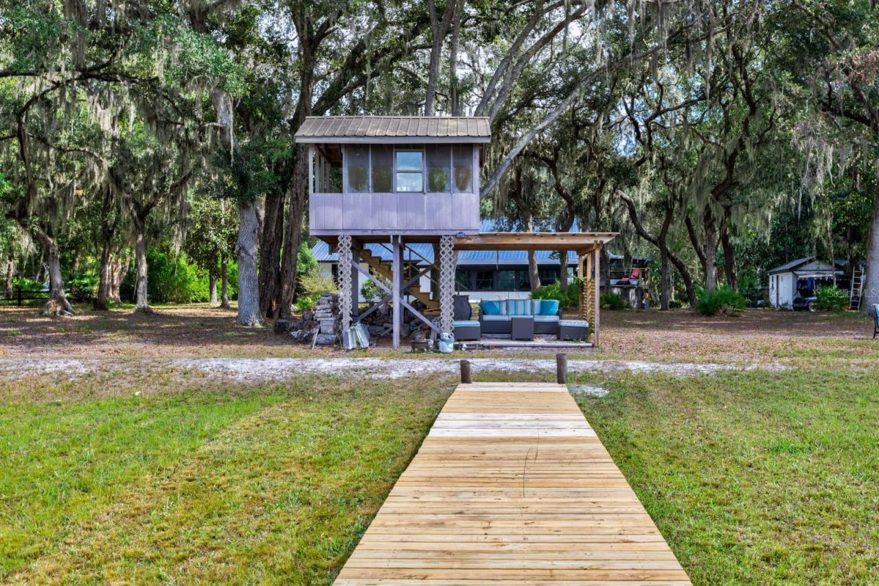 16758 SE 181st Terrace, Weirsdale, FL 32195 Photo