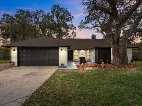 201 STERLING ROSE COURT, APOPKA, FL 32703