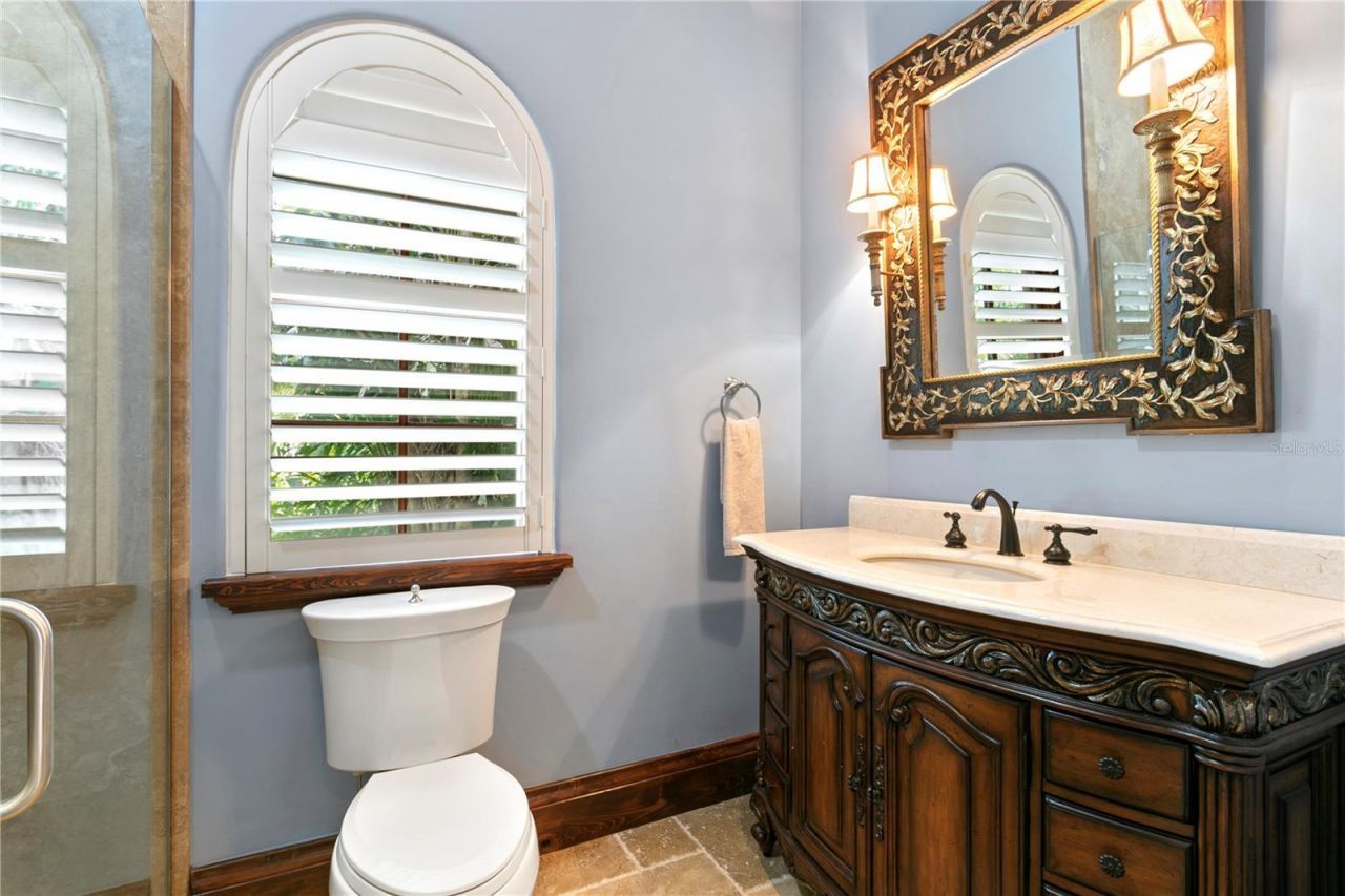 25 W Spanish Main Street, Tampa, FL 33609 Photo