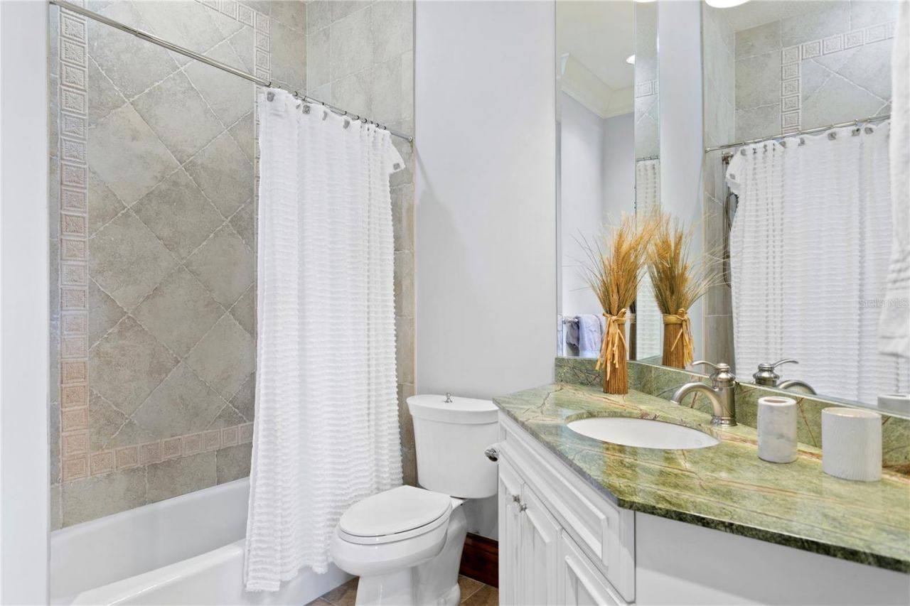 25 W Spanish Main Street, Tampa, FL 33609 Photo