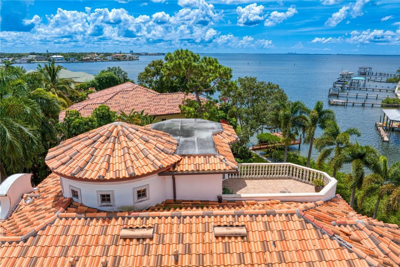 25 W Spanish Main Street, Tampa, FL 33609 Photo