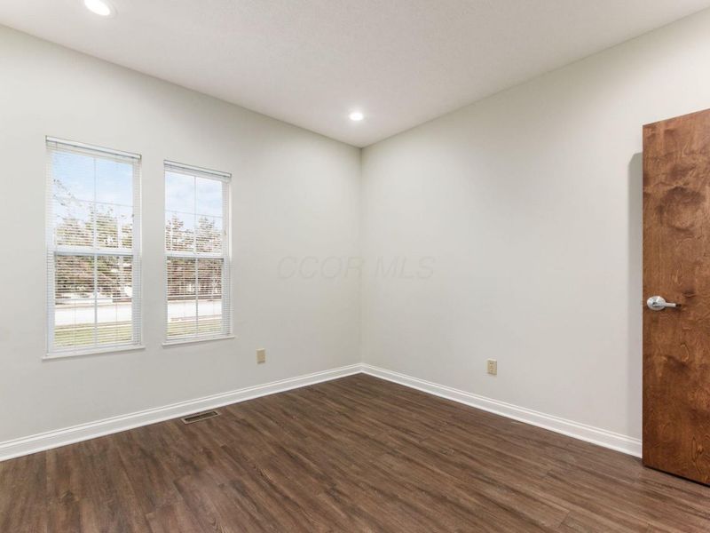 514 N State Street, Unit B, Westerville, OH 43082 Photo 12