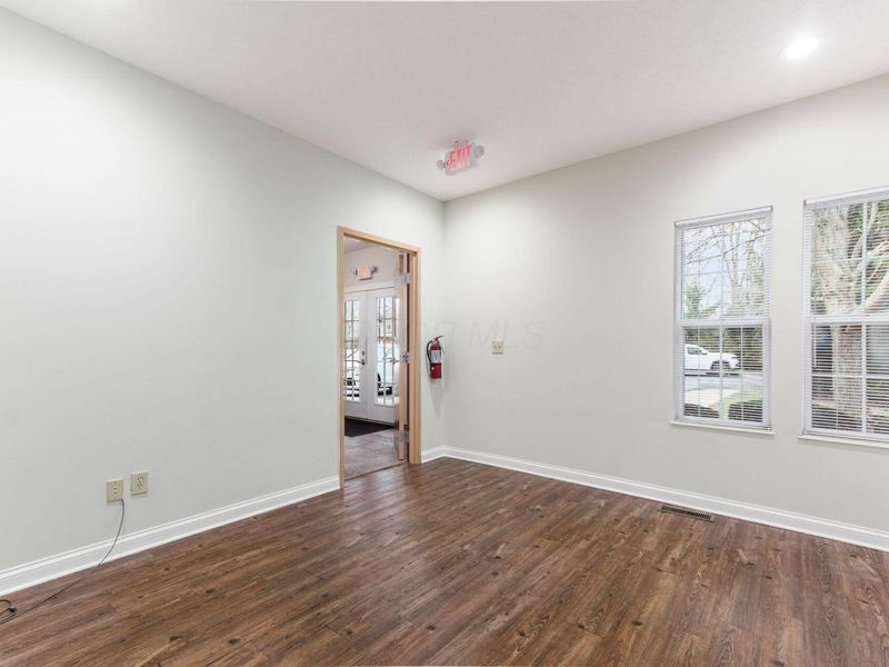 514 N State Street, Unit B, Westerville, OH 43082 Photo 4