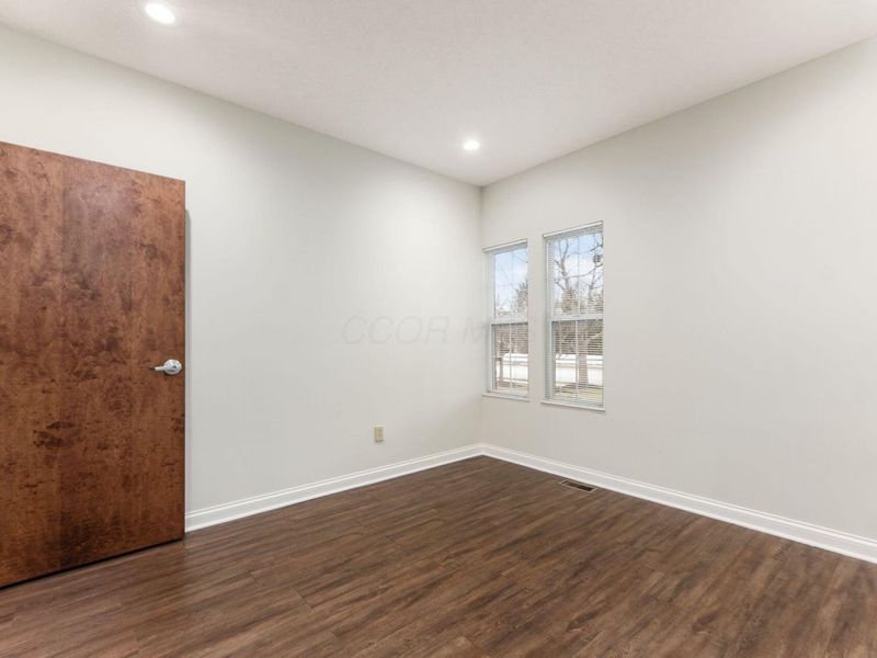 514 N State Street, Unit B, Westerville, OH 43082 Photo 9