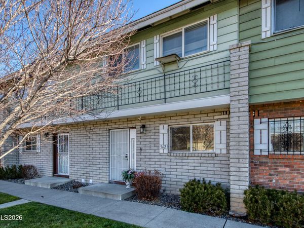562 Smithridge Park, Reno, NV 89502