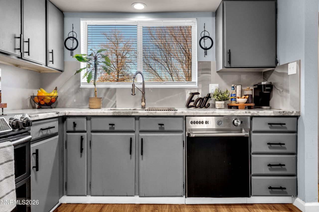 562 Smithridge Park, Reno, NV 89502 Photo