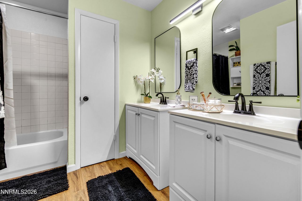 562 Smithridge Park, Reno, NV 89502 Photo