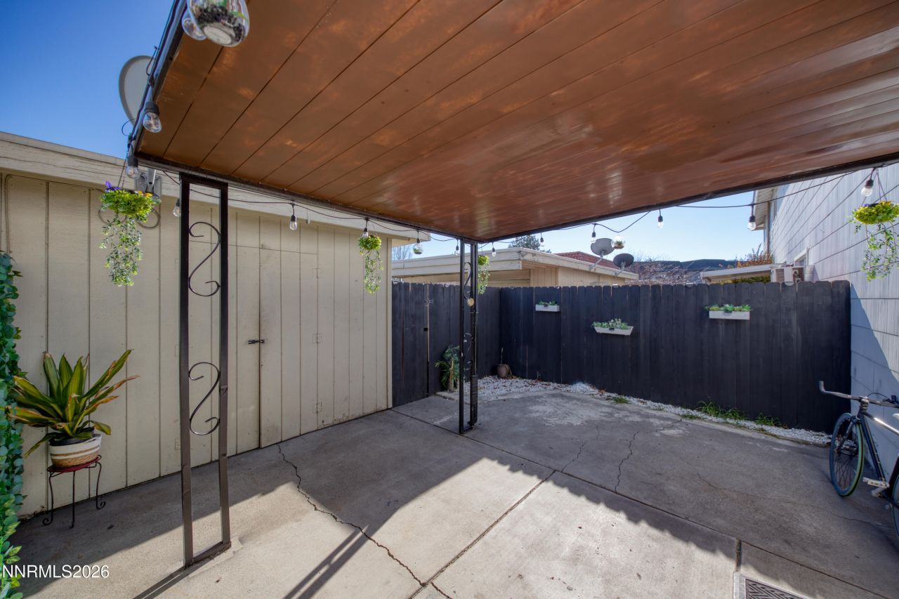 562 Smithridge Park, Reno, NV 89502 Photo
