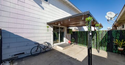 562 Smithridge Park, Reno, NV 89502 Photo