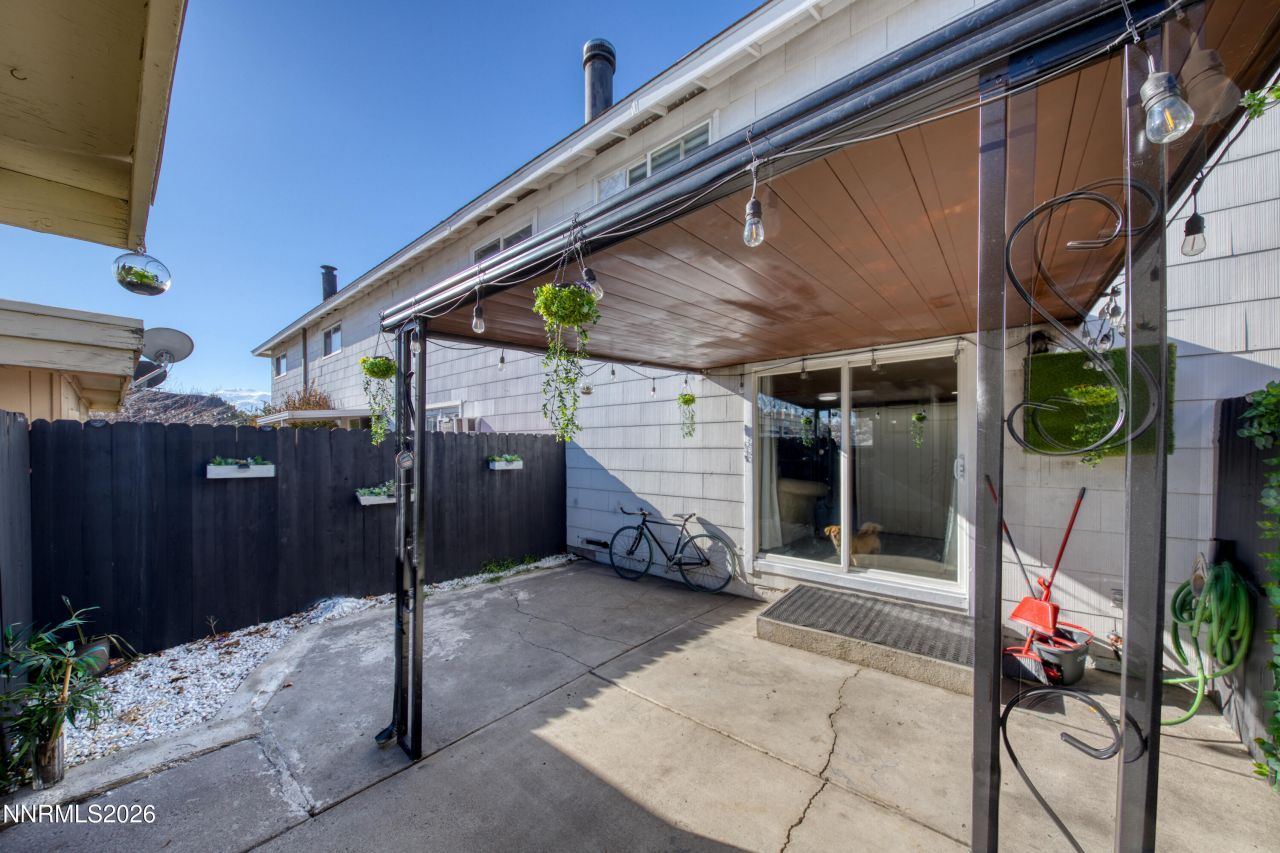 562 Smithridge Park, Reno, NV 89502 Photo