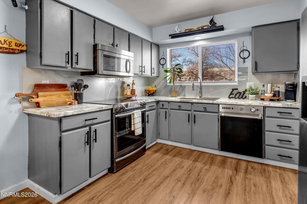 562 Smithridge Park, Reno, NV 89502 Photo