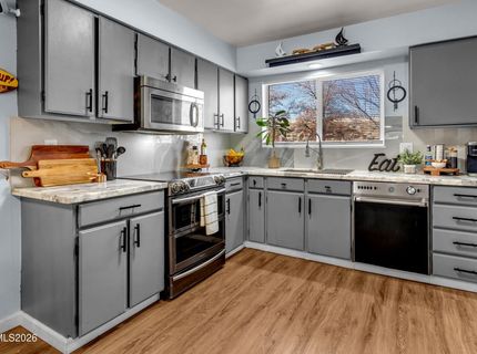 562 Smithridge Park, Reno, NV 89502 Photo