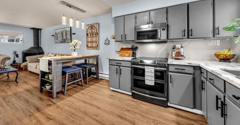 562 Smithridge Park, Reno, NV 89502 Photo