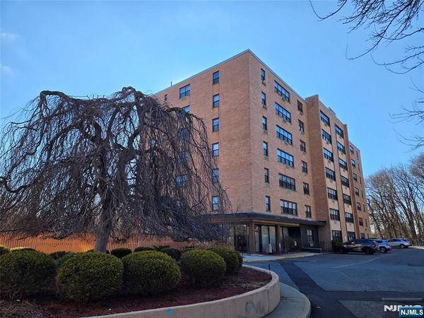 2348 Linwood Avenue 3L, Unit 3L, FORT LEE, NJ 07024