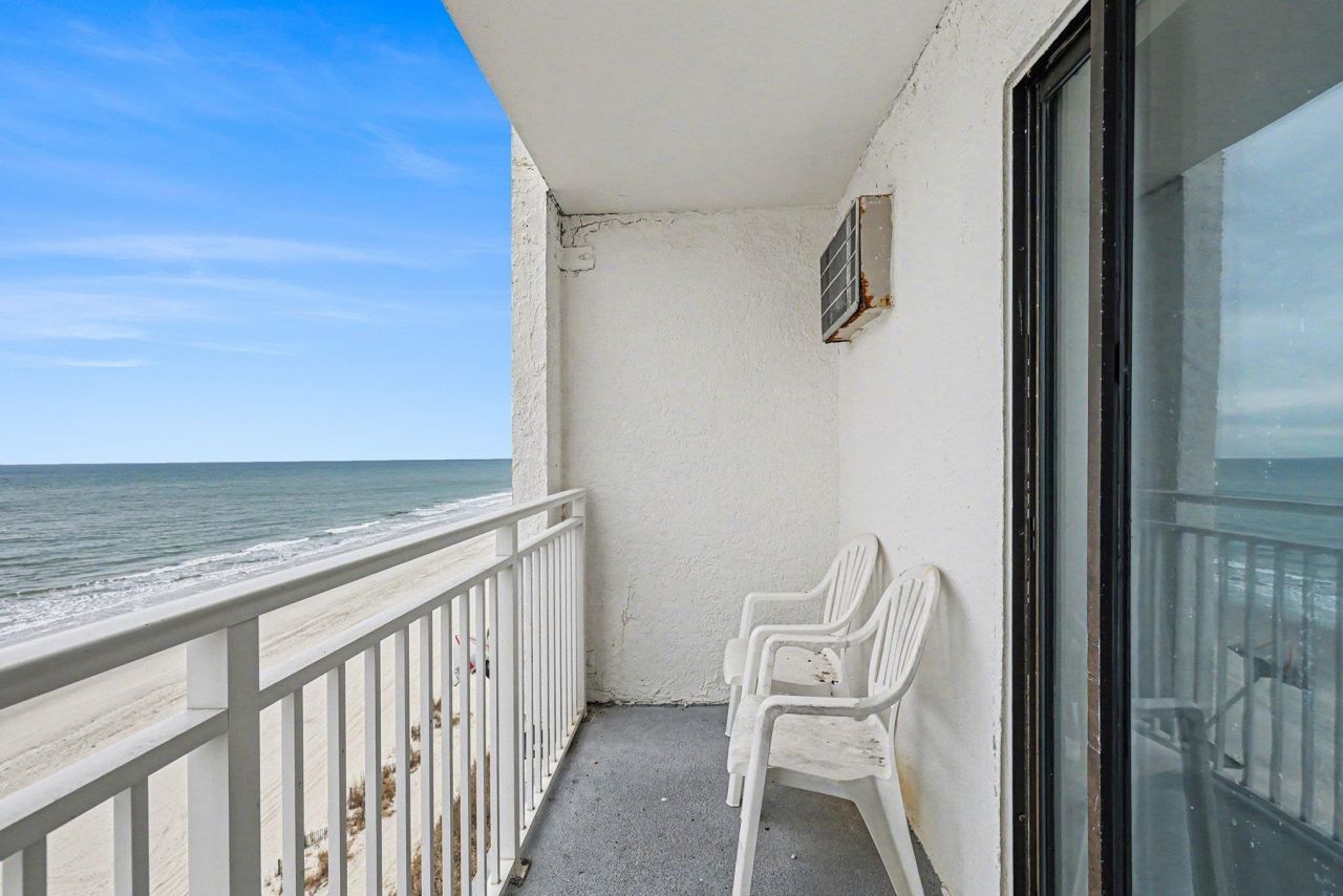 1205 S Ocean Blvd. Photo 24