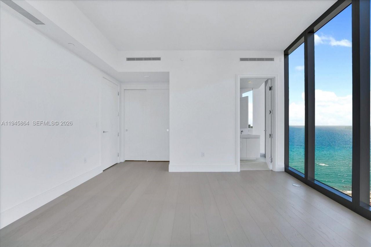 17975 Collins Ave, Unit N1801, Sunny Isles Beach, FL 33160 Photo