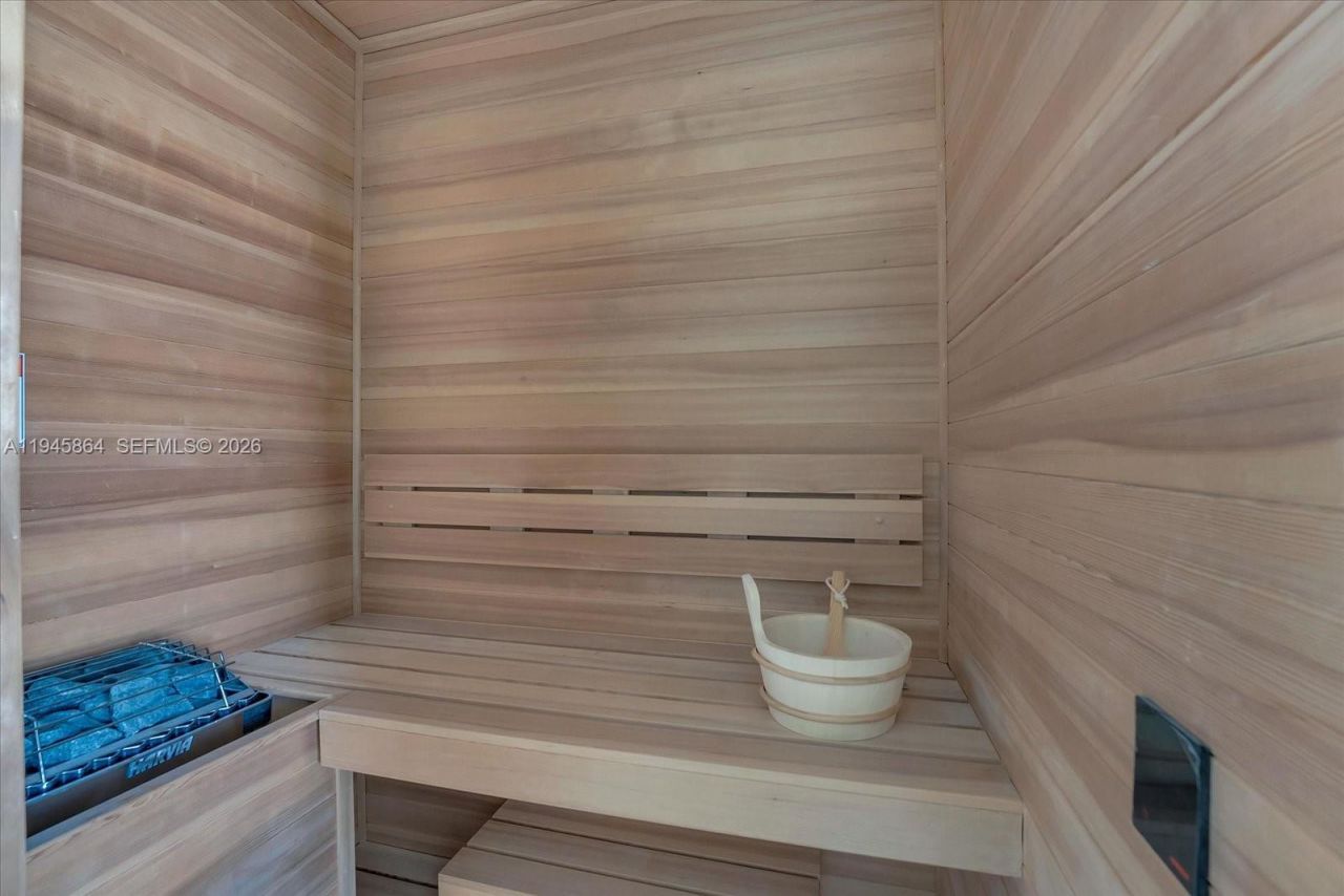 17975 Collins Ave, Unit N1801, Sunny Isles Beach, FL 33160 Photo