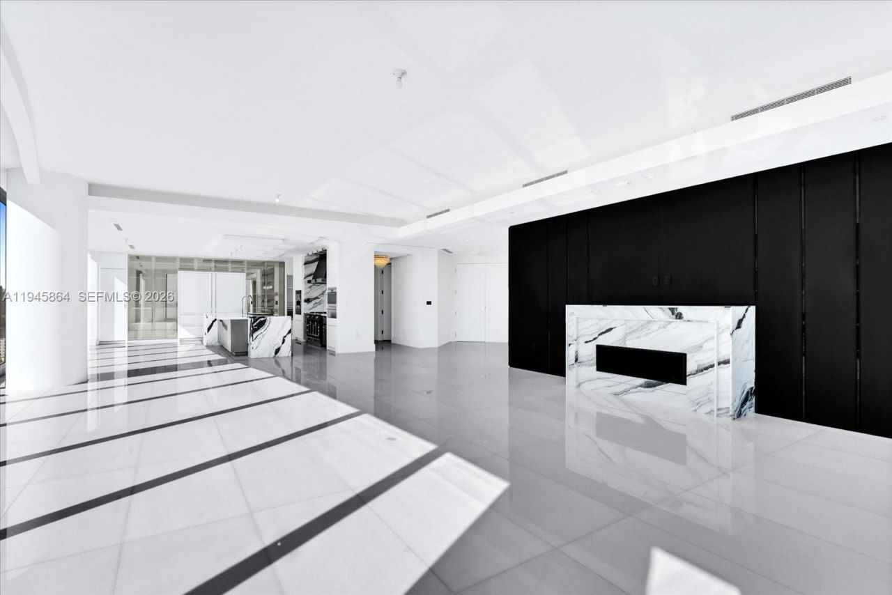 17975 Collins Ave, Unit N1801, Sunny Isles Beach, FL 33160 Photo