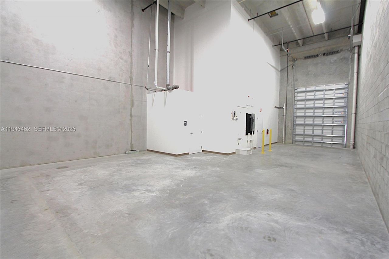 10889 NW 17th St, Unit 152, Sweetwater, FL 33172 Photo