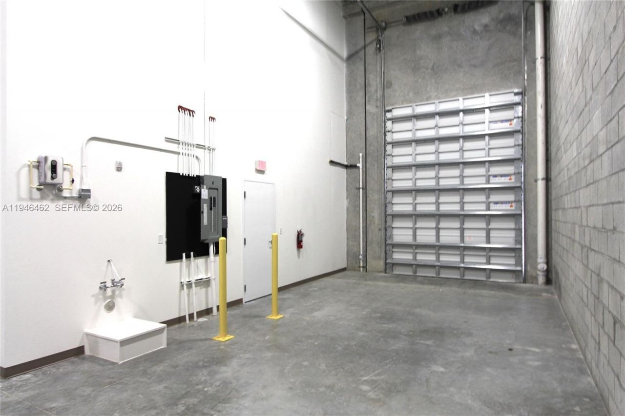 10889 NW 17th St, Unit 152, Sweetwater, FL 33172 Photo