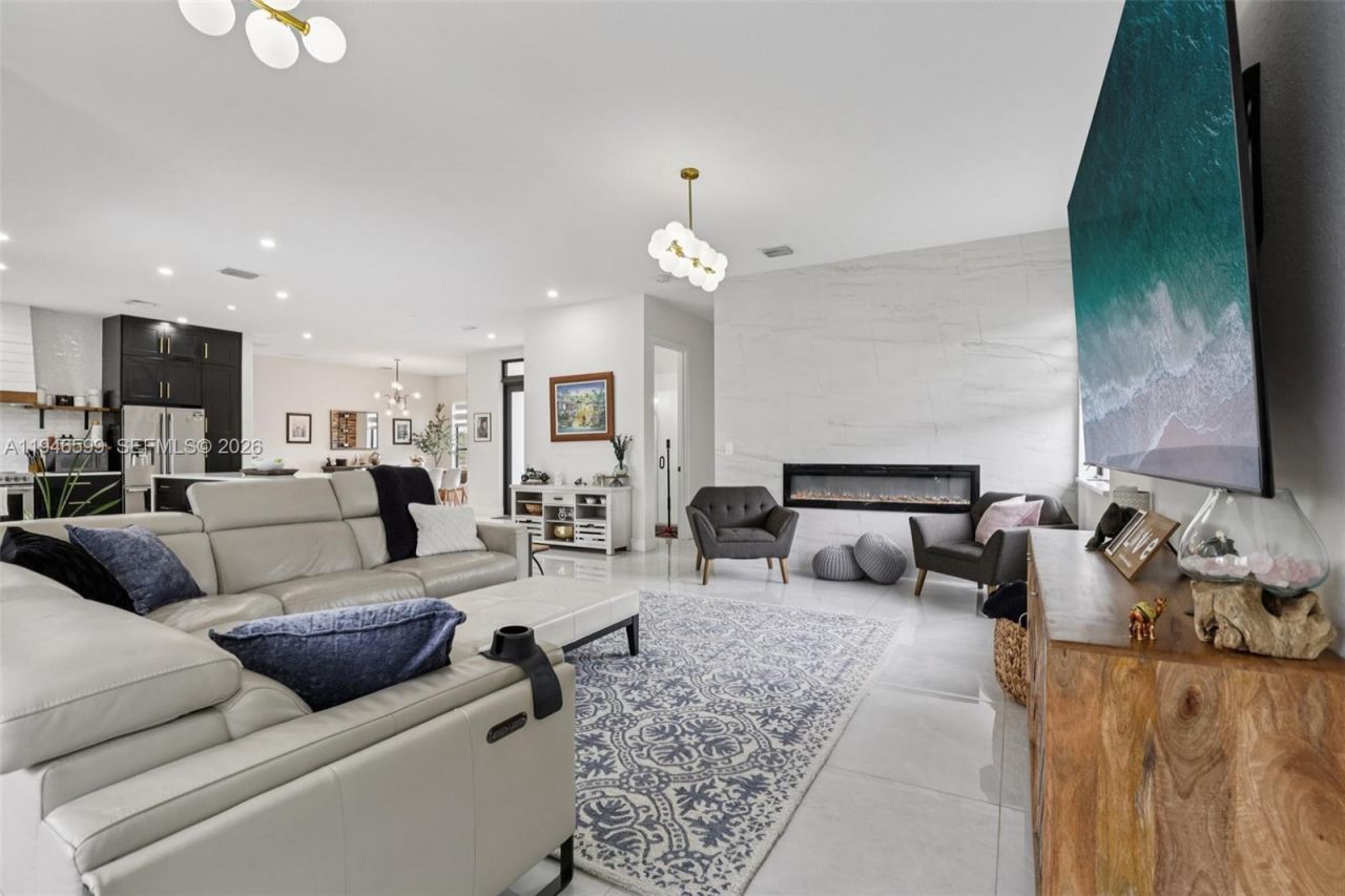 13203 SW 228th St, Miami, FL 33170 Photo