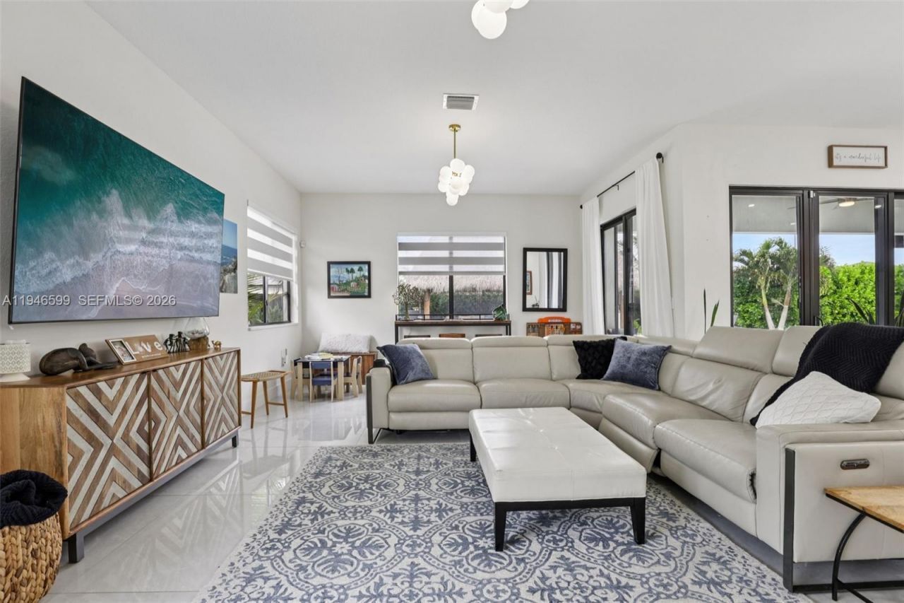 13203 SW 228th St, Miami, FL 33170 Photo