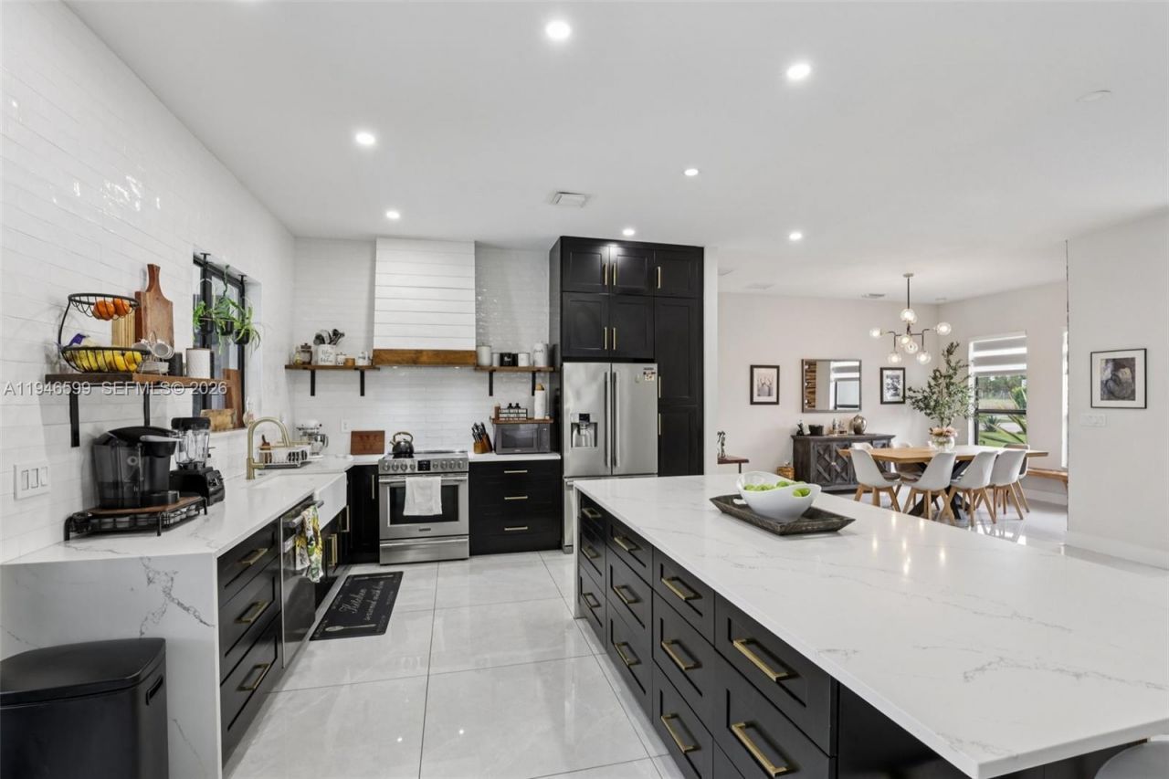 13203 SW 228th St, Miami, FL 33170 Photo