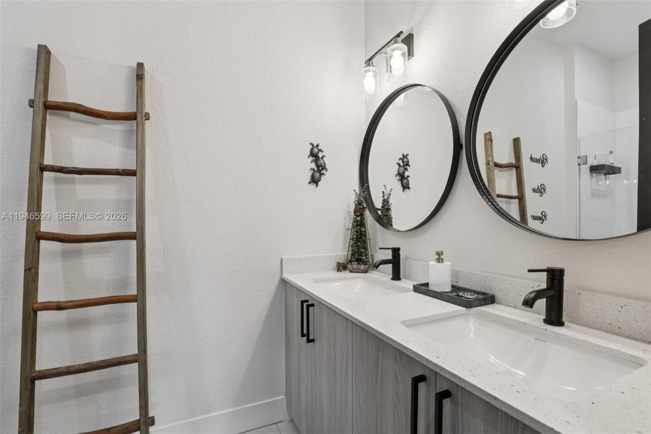 13203 SW 228th St, Miami, FL 33170 Photo