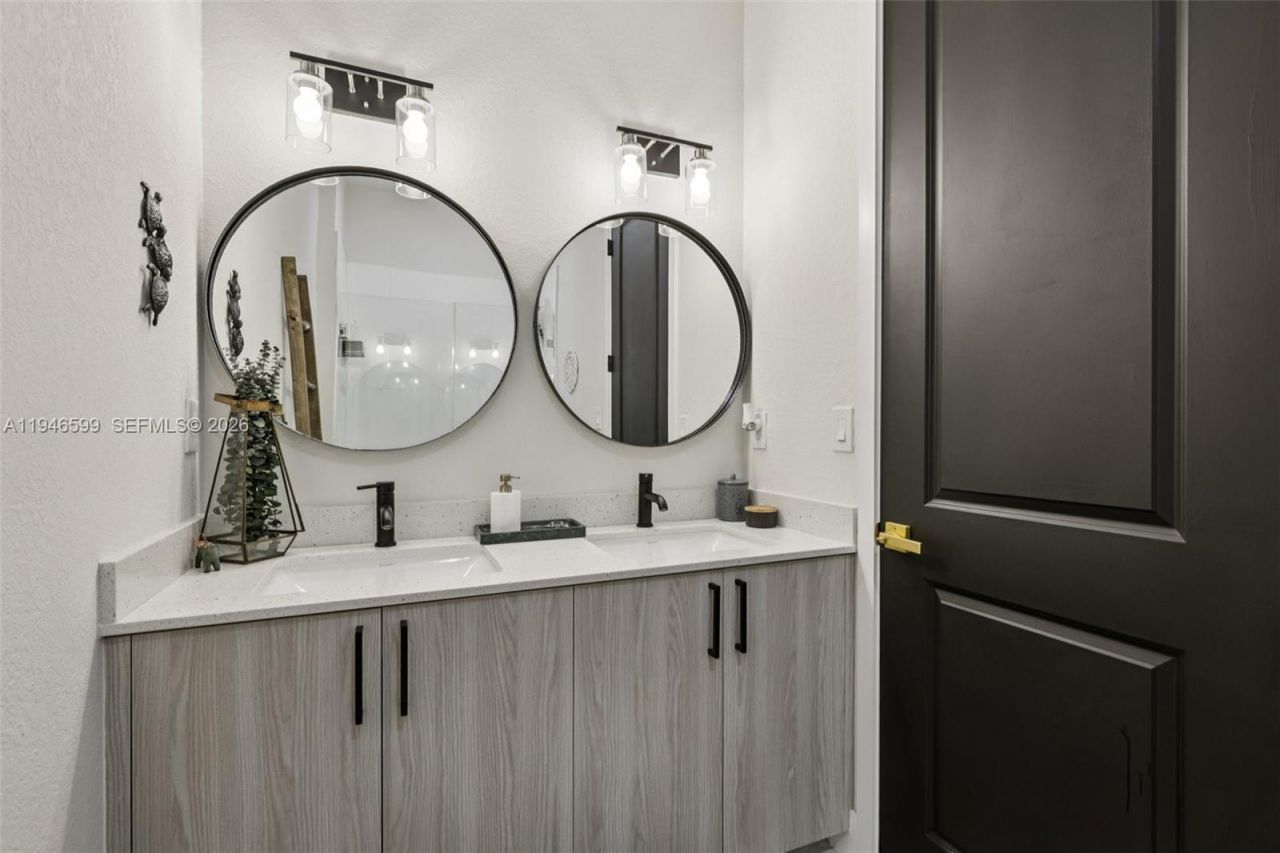 13203 SW 228th St, Miami, FL 33170 Photo