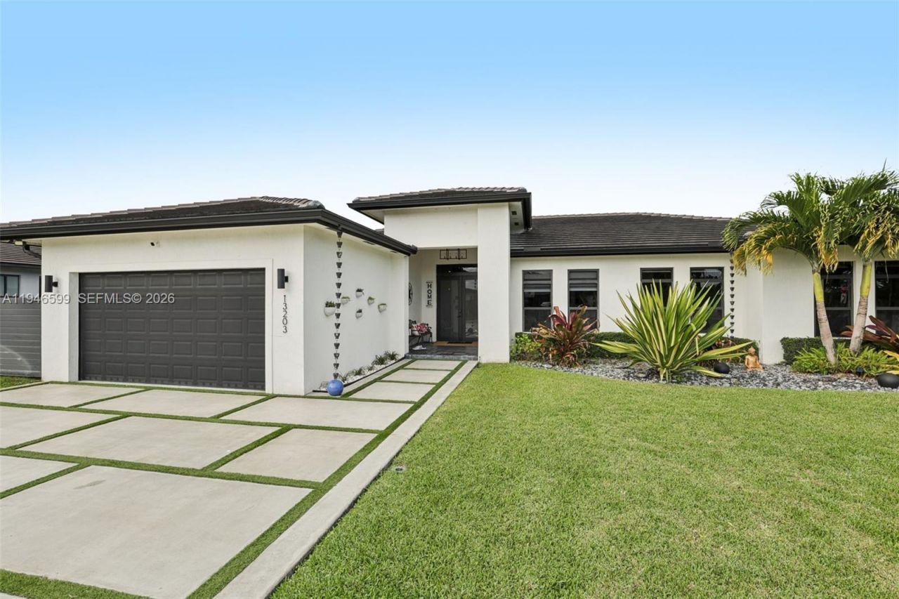 13203 SW 228th St, Miami, FL 33170 Photo