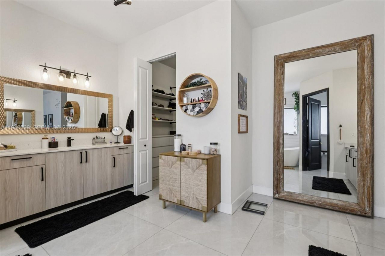 13203 SW 228th St, Miami, FL 33170 Photo