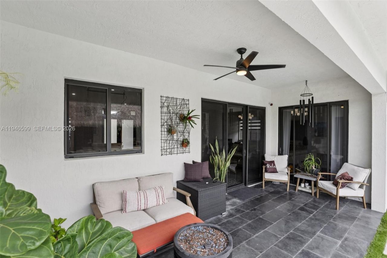 13203 SW 228th St, Miami, FL 33170 Photo