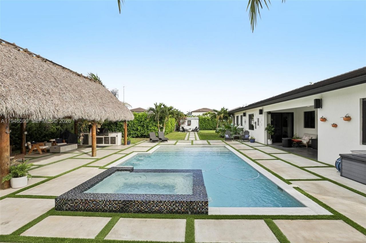 13203 SW 228th St, Miami, FL 33170 Photo