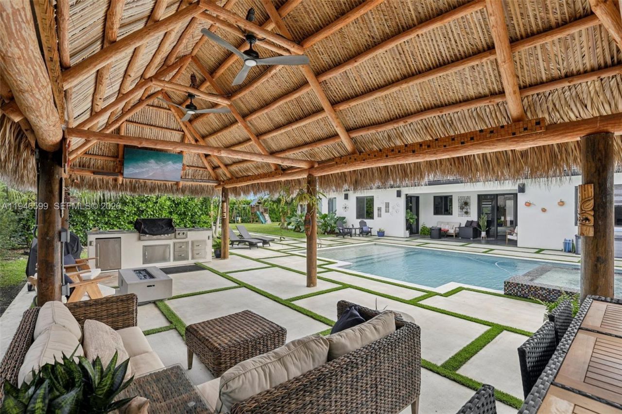 13203 SW 228th St, Miami, FL 33170 Photo