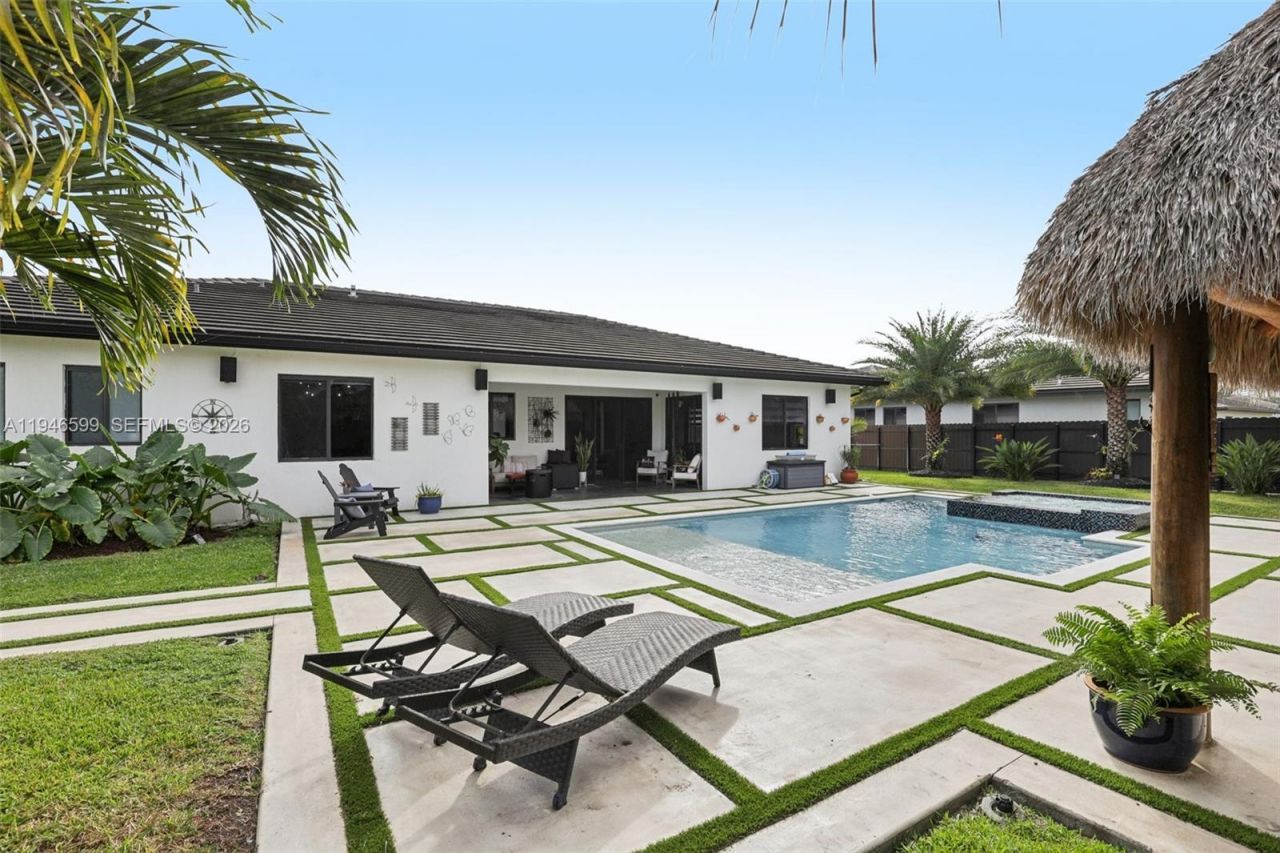 13203 SW 228th St, Miami, FL 33170 Photo