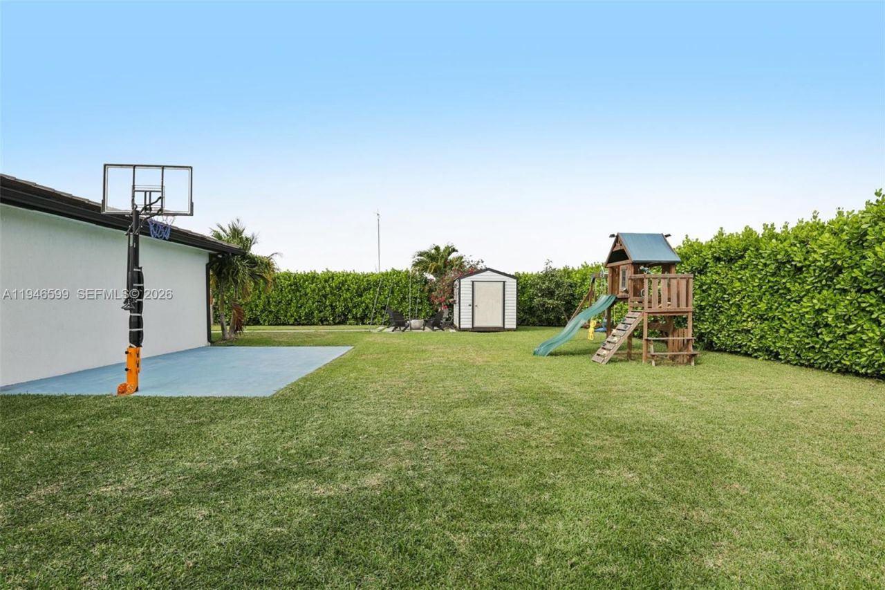 13203 SW 228th St, Miami, FL 33170 Photo