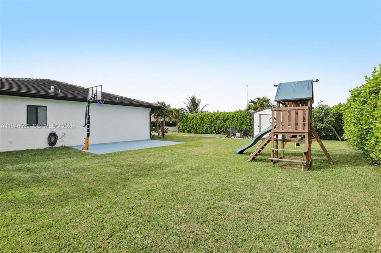 13203 SW 228th St, Miami, FL 33170 Photo