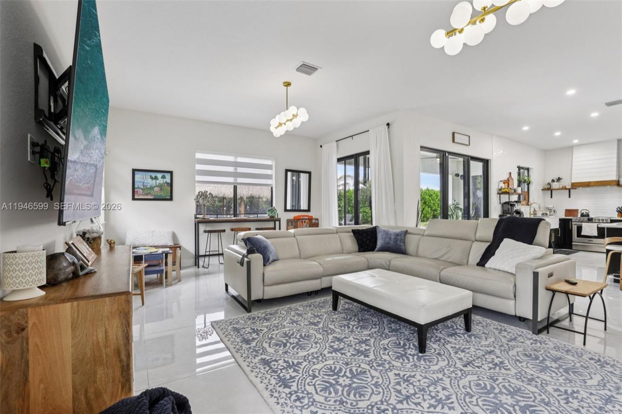 13203 SW 228th St, Miami, FL 33170 Photo