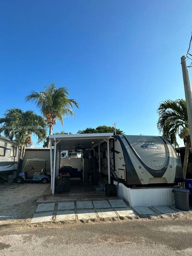 325 Calusa #9, Key Largo, FL 33037 Photo