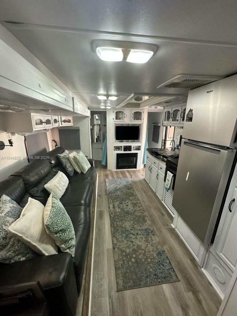 325 Calusa #9, Key Largo, FL 33037 Photo