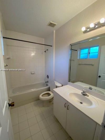 909 SW 6th Pl, Florida City, FL 33034 Photo