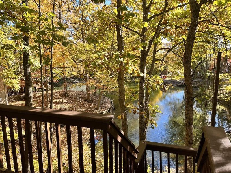 2084 Lakelyn Court, Crescent Springs, KY 41017 Photo 2